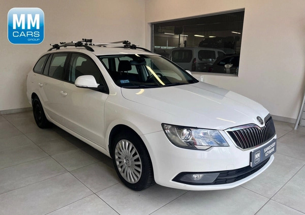 Skoda Superb cena 34900 przebieg: 229234, rok produkcji 2014 z Miłakowo małe 277